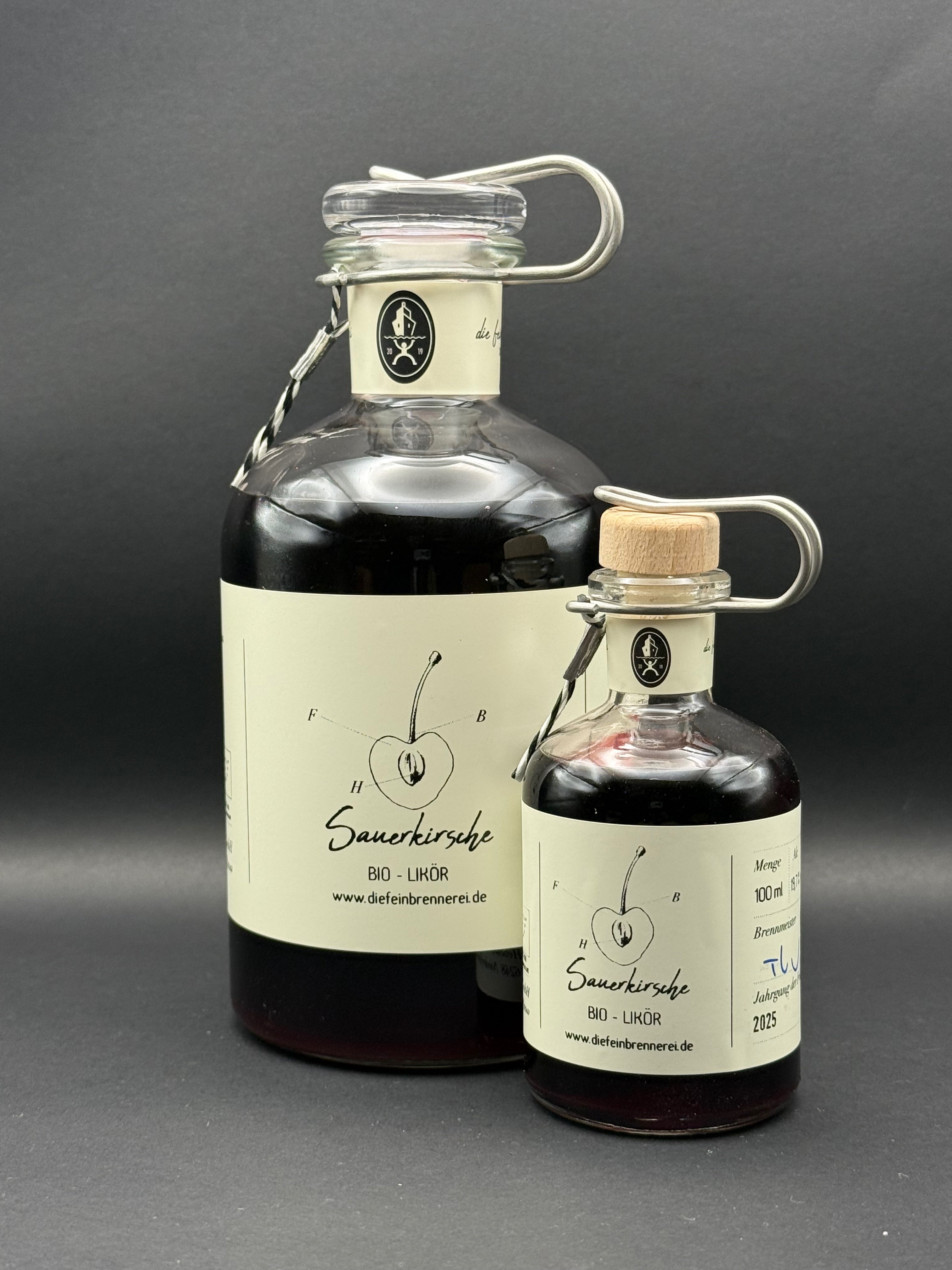 Sour cherry liqueur (certified organic)